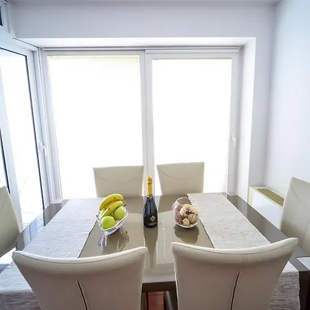 Mahagony Deluxe Apartamento