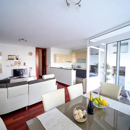 Mahagony Deluxe * ザダル